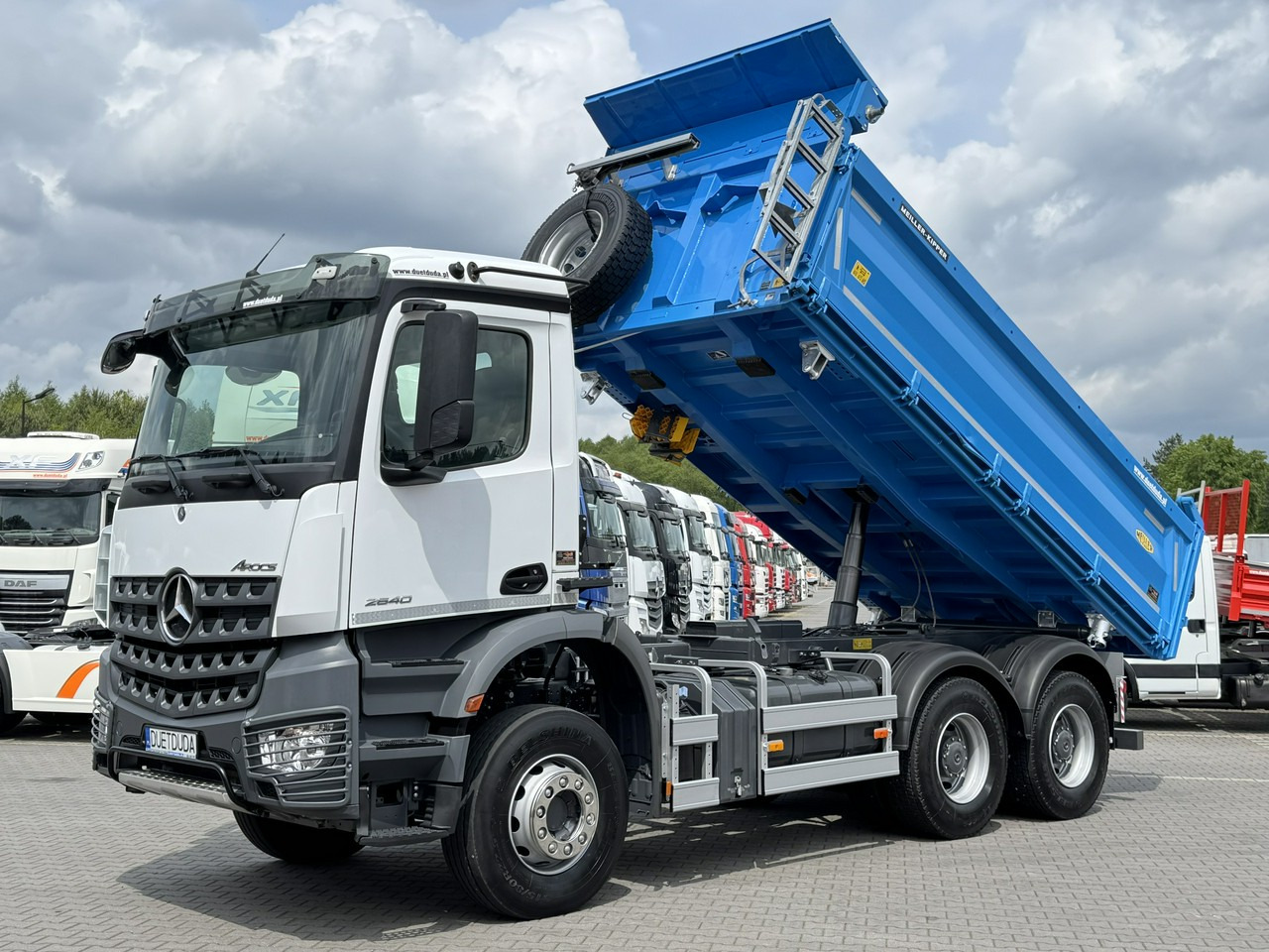 Mercedes Arocs 2640 6x4 3-Stronny Meiller-Kipper Mały Przebieg 99tys/km - Самосвал: фото 1 Mercedes Arocs 2640 6x4 3-Stronny Meiller-Kipper Mały Przebieg 99tys/km - Самосвал: фото 1