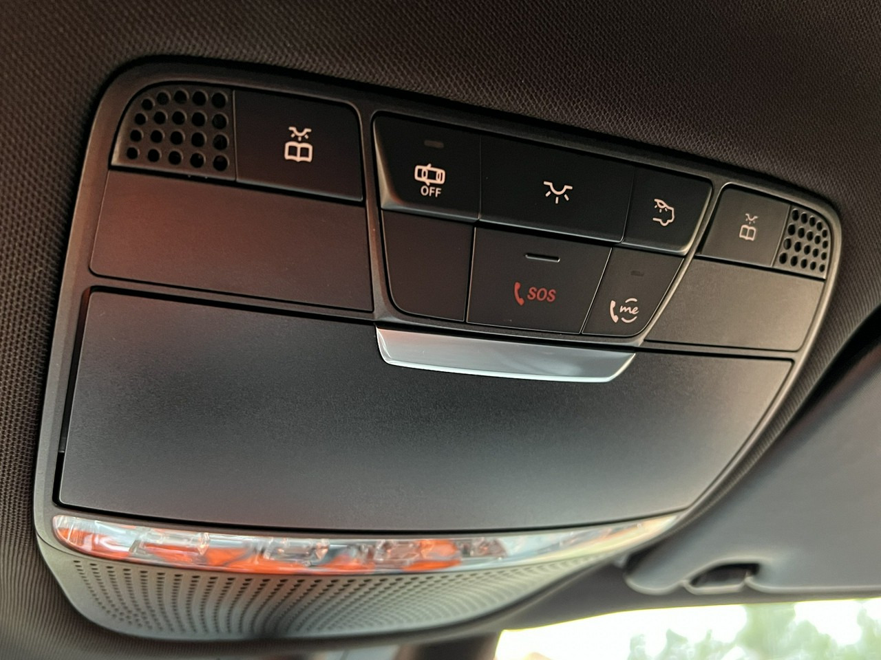 Внедорожник Mercedes EQC: фото 36