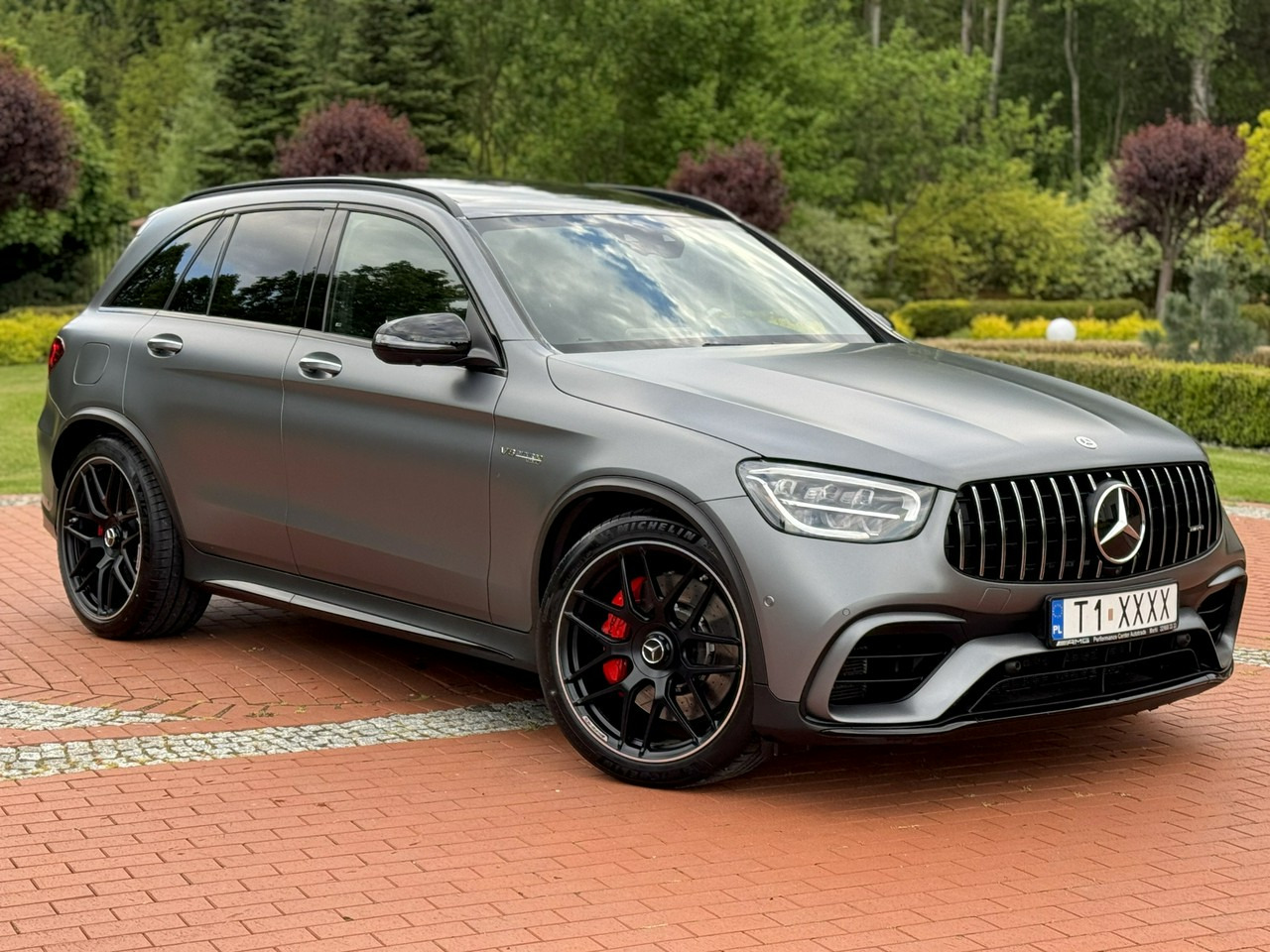 Mercedes GLC 63 AMG - Внедорожник: фото 5 Mercedes GLC 63 AMG - Внедорожник: фото 5