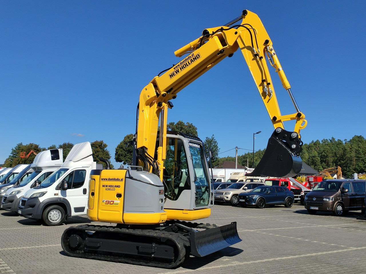 New Holland E90B SR -2 Gąsienicowa 10ton - Мини-экскаватор: фото 2 New Holland E90B SR -2 Gąsienicowa 10ton - Мини-экскаватор: фото 2