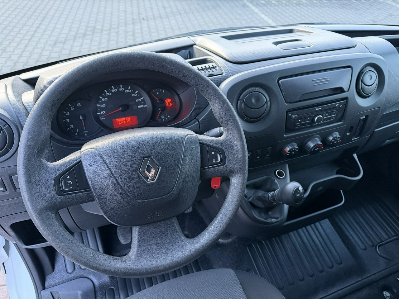 Renault Master - Малотоннажный самосвал: фото 5 Renault Master - Малотоннажный самосвал: фото 5