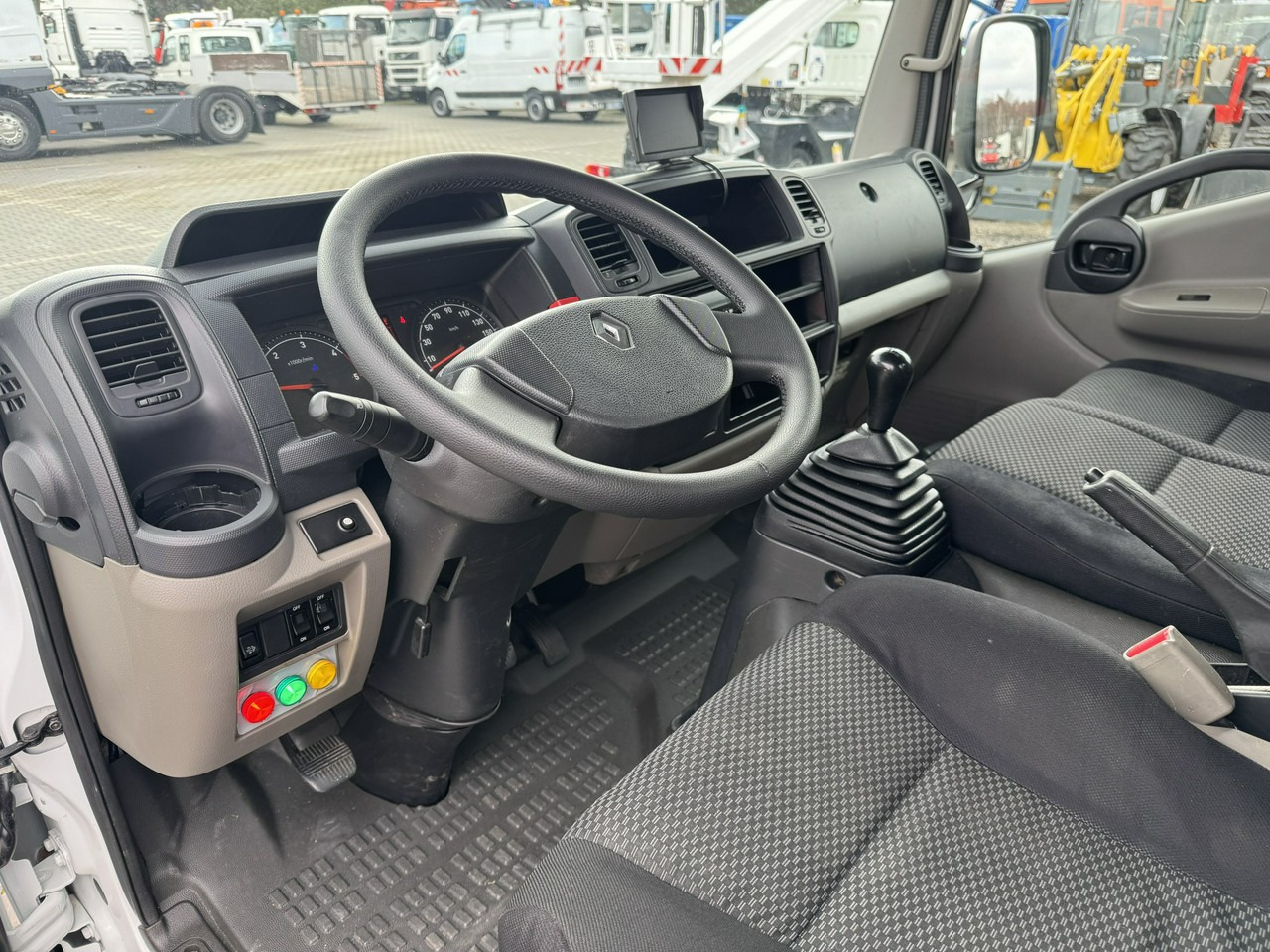 Renault Maxity в лизинг Renault Maxity: фото 24