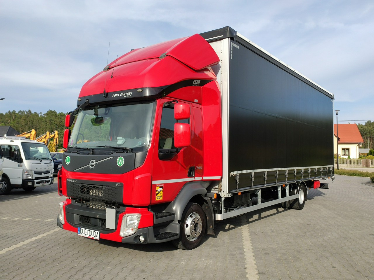 Volvo FL12.240 E6 Firana Tył Drzwi Dach Zsuwany Bogato Wyposażony !!! - Тентованный грузовик: фото 2 Volvo FL12.240 E6 Firana Tył Drzwi Dach Zsuwany Bogato Wyposażony !!! - Тентованный грузовик: фото 2