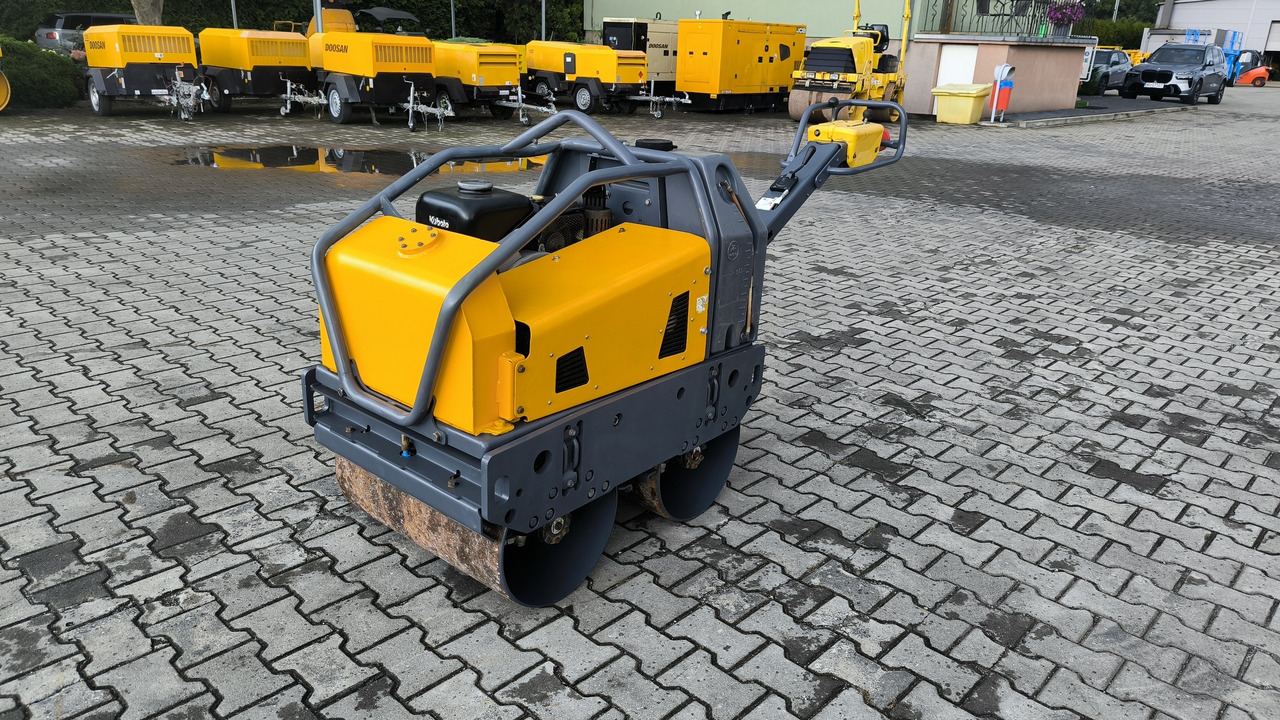 BELLE TDX 650 - Каток: фото 1 BELLE TDX 650 - Каток: фото 1