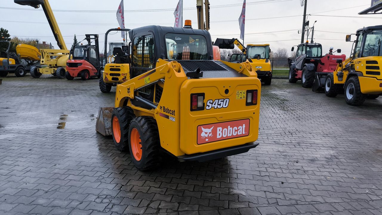 BOBCAT S450 - Мини-погрузчик с бортовым поворотом: фото 4 BOBCAT S450 - Мини-погрузчик с бортовым поворотом: фото 4