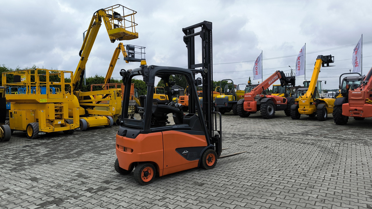 LINDE E 16 PH – 02 - Электропогрузчик: фото 4 LINDE E 16 PH – 02 - Электропогрузчик: фото 4