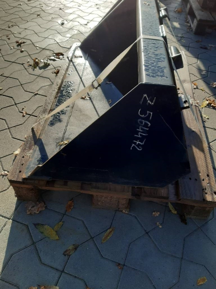 GiANT Erdbauschaufel 1100MM 189L SWE - Ковш для Строительной техники: фото 2 GiANT Erdbauschaufel 1100MM 189L SWE - Ковш для Строительной техники: фото 2