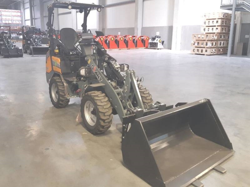 Giant G 2200 E X-Tra Elektro / electric - Мини-погрузчик с бортовым поворотом: фото 4 Giant G 2200 E X-Tra Elektro / electric - Мини-погрузчик с бортовым поворотом: фото 4