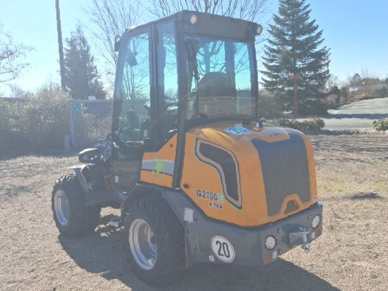 Giant G 2700 E X-Tra Elektro / electric - Мини-погрузчик с бортовым поворотом: фото 3 Giant G 2700 E X-Tra Elektro / electric - Мини-погрузчик с бортовым поворотом: фото 3