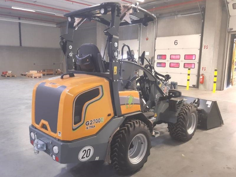 Giant G 2700 E X-Tra Elektro / electric - Мини-погрузчик с бортовым поворотом: фото 5 Giant G 2700 E X-Tra Elektro / electric - Мини-погрузчик с бортовым поворотом: фото 5