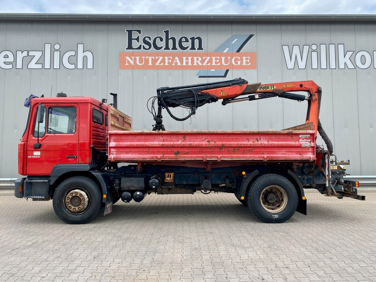 MAN 18.285 MC | Palfinger PK 9501*Blatt*2x AHK+Oel - Самосвал, Автоманипулятор: фото 3 MAN 18.285 MC | Palfinger PK 9501*Blatt*2x AHK+Oel - Самосвал, Автоманипулятор: фото 3