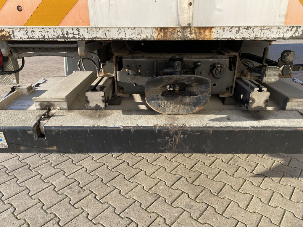 MAN TGX 26.400 6x2-2 LL / MBB-LBW - Грузовик с закрытым кузовом: фото 2 MAN TGX 26.400 6x2-2 LL / MBB-LBW - Грузовик с закрытым кузовом: фото 2