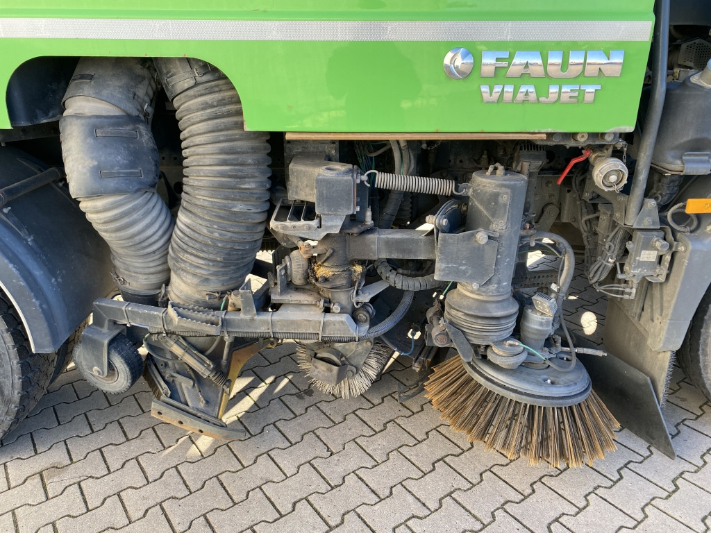 Mercedes-Benz 1323 LKO Atego - Подметально-уборочная машина: фото 3 Mercedes-Benz 1323 LKO Atego - Подметально-уборочная машина: фото 3