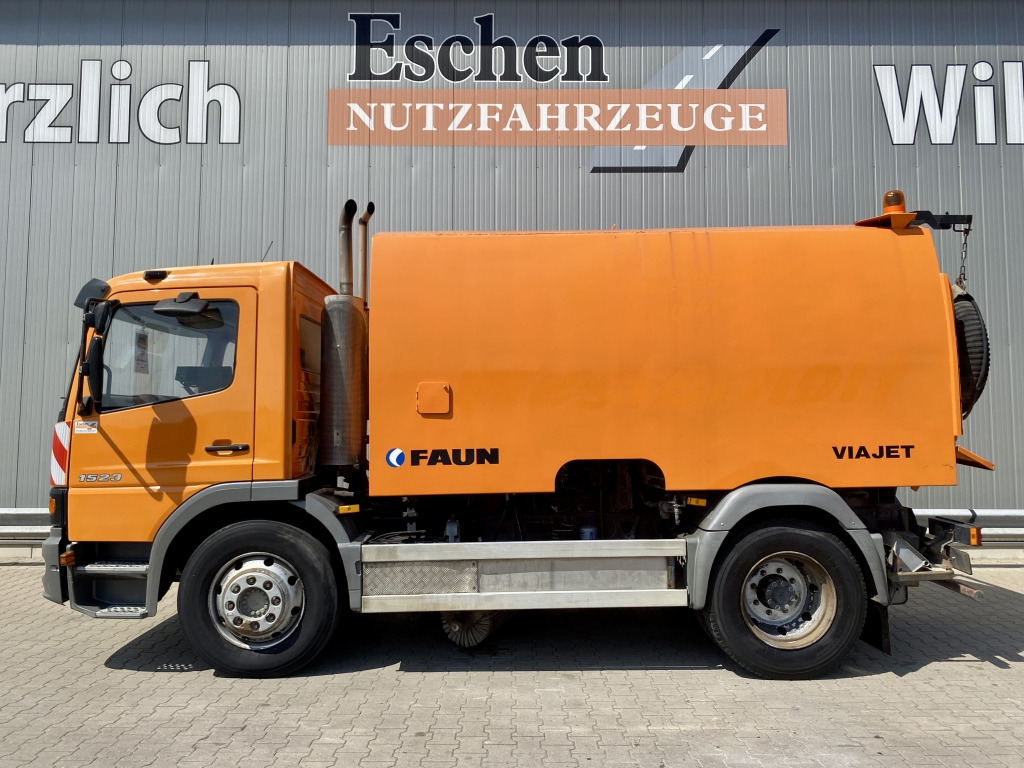 Mercedes-Benz 1523 L - Подметально-уборочная машина: фото 2 Mercedes-Benz 1523 L - Подметально-уборочная машина: фото 2