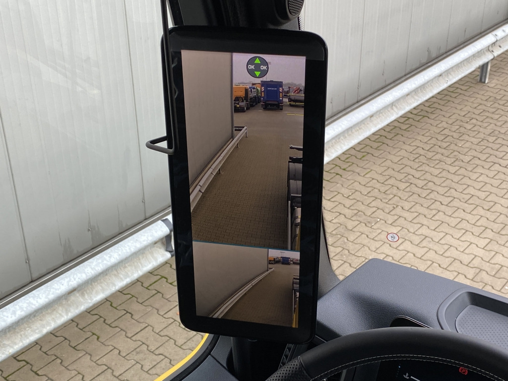 Mercedes-Benz 2542 L 6x2 Actros Giga-Space в лизинг Mercedes-Benz 2542 L 6x2 Actros Giga-Space: фото 35 Mercedes-Benz 2542 L 6x2 Actros Giga-Space в лизинг Mercedes-Benz 2542 L 6x2 Actros Giga-Space: фото 35