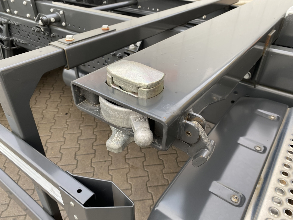 Mercedes-Benz 2542 L 6x2 Actros Giga-Space в лизинг Mercedes-Benz 2542 L 6x2 Actros Giga-Space: фото 13 Mercedes-Benz 2542 L 6x2 Actros Giga-Space в лизинг Mercedes-Benz 2542 L 6x2 Actros Giga-Space: фото 13