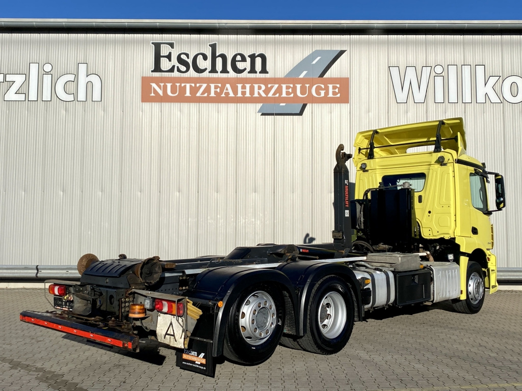 Крюковой мультилифт Mercedes-Benz 2543 L 6x2 / HIAB Multiflift Aufbau: фото 6 Крюковой мультилифт Mercedes-Benz 2543 L 6x2 / HIAB Multiflift Aufbau: фото 6