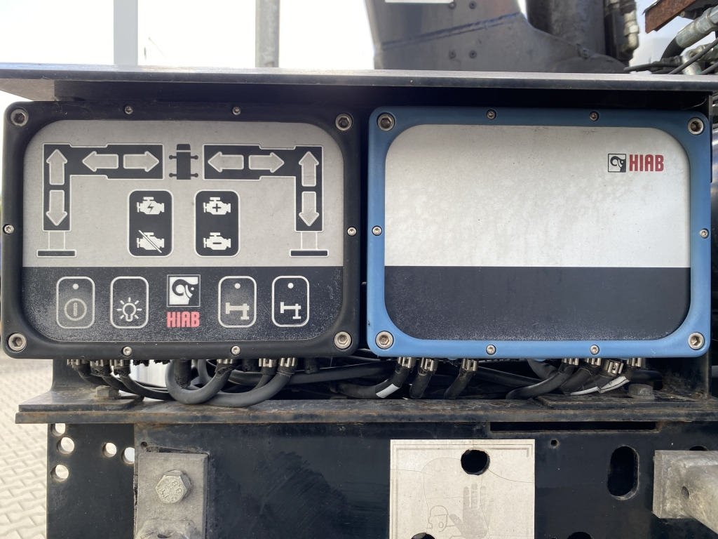 Mercedes-Benz 2545 L 6x2 Arocs / HIAB 177 K Pro Kran - Грузовик бортовой/ Платформа, Автоманипулятор: фото 4 Mercedes-Benz 2545 L 6x2 Arocs / HIAB 177 K Pro Kran - Грузовик бортовой/ Платформа, Автоманипулятор: фото 4