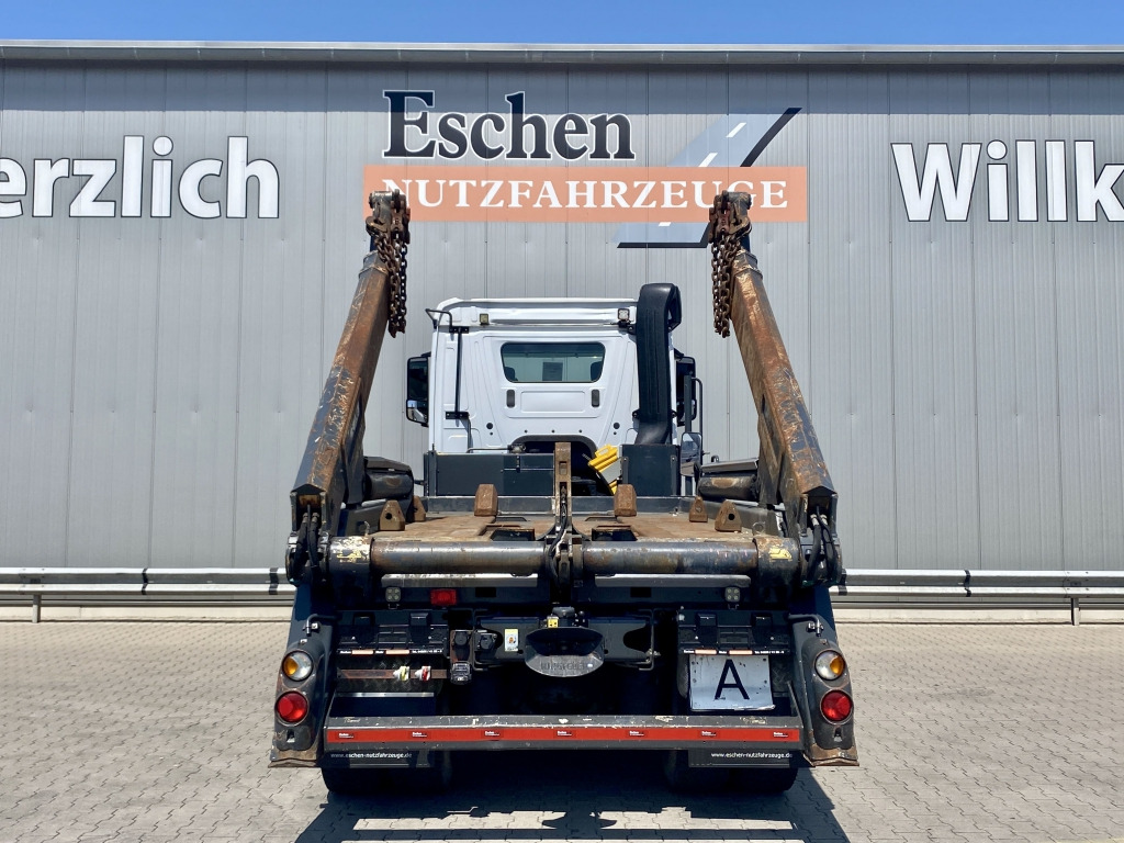 Mercedes-Benz 2643 L 6x4 - Портальный бункеровоз: фото 4 Mercedes-Benz 2643 L 6x4 - Портальный бункеровоз: фото 4