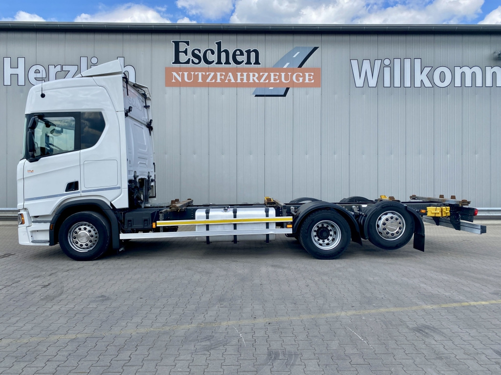 Scania R 450 B 6x2*4 NB - Грузовик-контейнеровоз/ Сменный кузов: фото 2 Scania R 450 B 6x2*4 NB - Грузовик-контейнеровоз/ Сменный кузов: фото 2