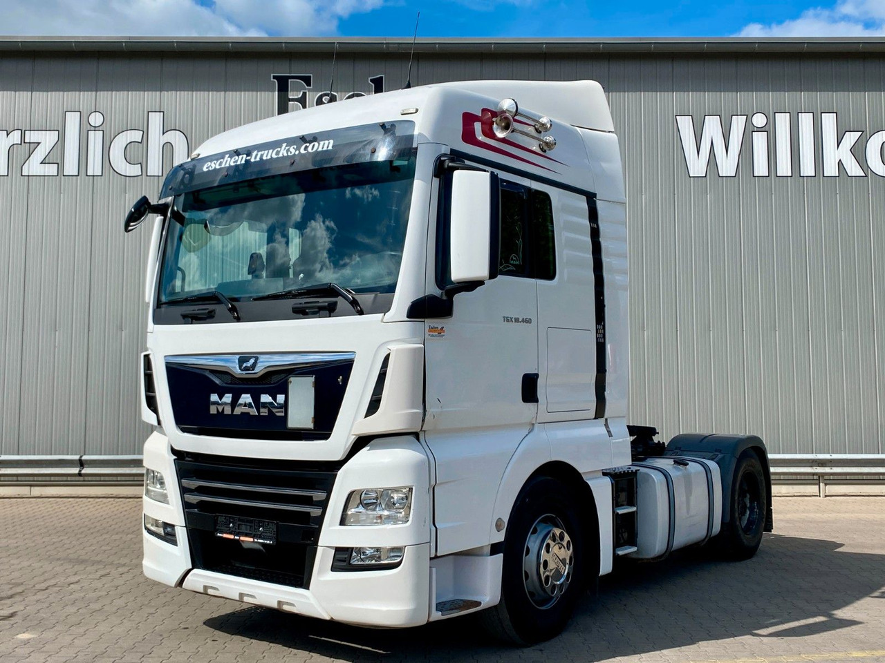 MAN TGX 18.460 LLS | XLX*Hydraulik*Navi*Retarder*AC - Тягач: фото 1 MAN TGX 18.460 LLS | XLX*Hydraulik*Navi*Retarder*AC - Тягач: фото 1