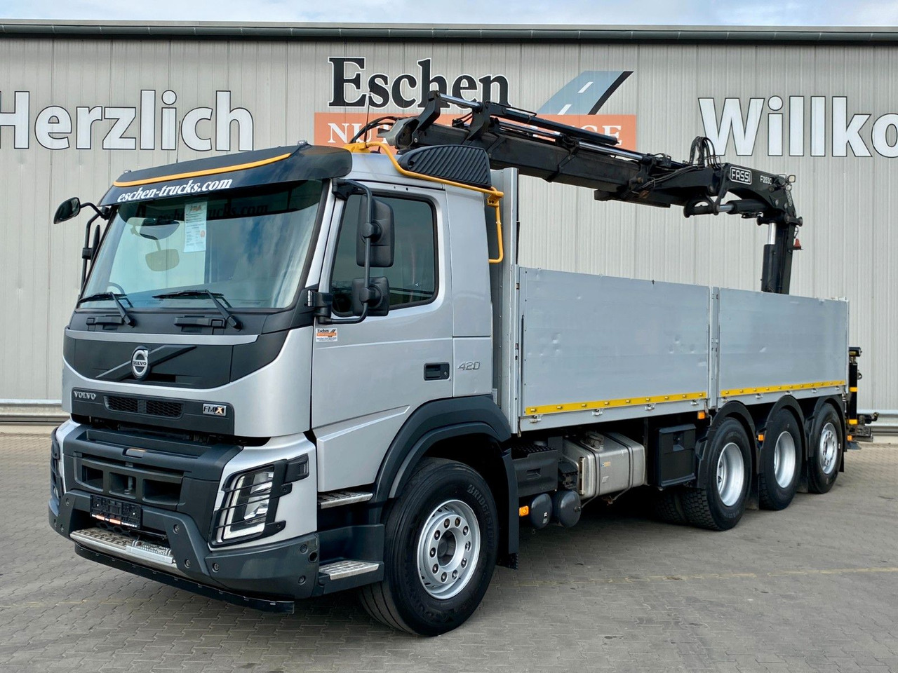 Volvo FMX 420 8x4 | Fassi F255AC2.24XE*FUNK*Fly-Jib*AC - Грузовик бортовой/ Платформа, Автоманипулятор: фото 2 Volvo FMX 420 8x4 | Fassi F255AC2.24XE*FUNK*Fly-Jib*AC - Грузовик бортовой/ Платформа, Автоманипулятор: фото 2