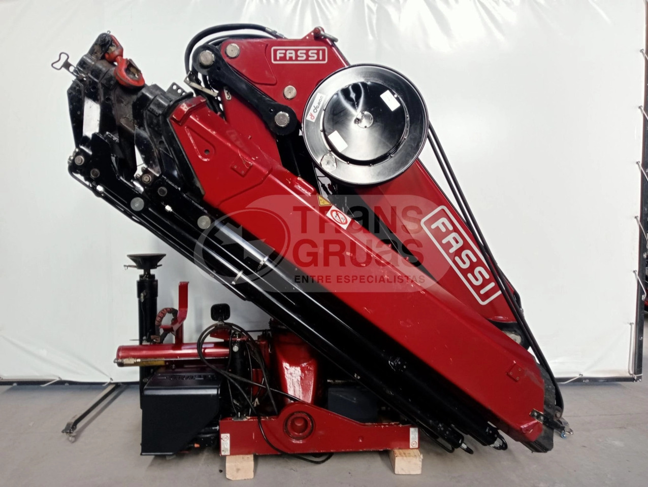 Grúa Fassi F245A.2.26 E-Dynamic - Кран-манипулятор для Грузовиков: фото 1 Grúa Fassi F245A.2.26 E-Dynamic - Кран-манипулятор для Грузовиков: фото 1