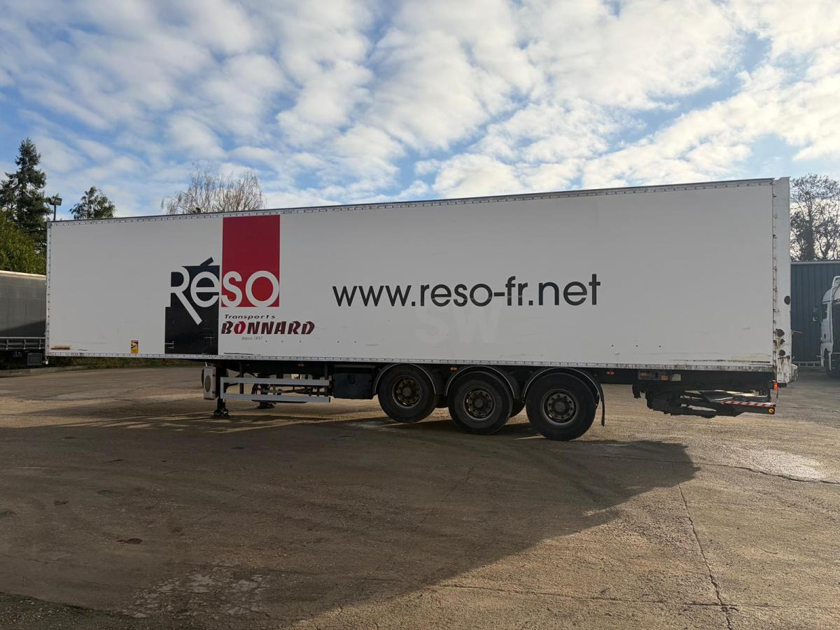 Fruehauf - Полуприцеп-фургон: фото 4 Fruehauf - Полуприцеп-фургон: фото 4