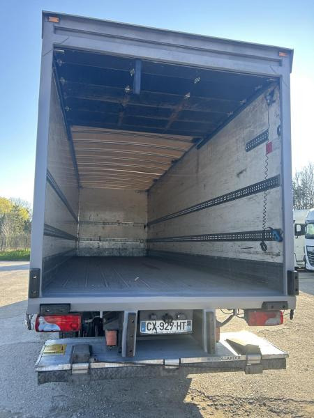 MAN TGM 18.250 - Грузовик с закрытым кузовом: фото 4 MAN TGM 18.250 - Грузовик с закрытым кузовом: фото 4