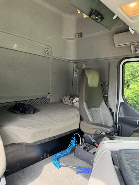 Renault Premium 430 - Грузовик-контейнеровоз/ Сменный кузов: фото 2 Renault Premium 430 - Грузовик-контейнеровоз/ Сменный кузов: фото 2