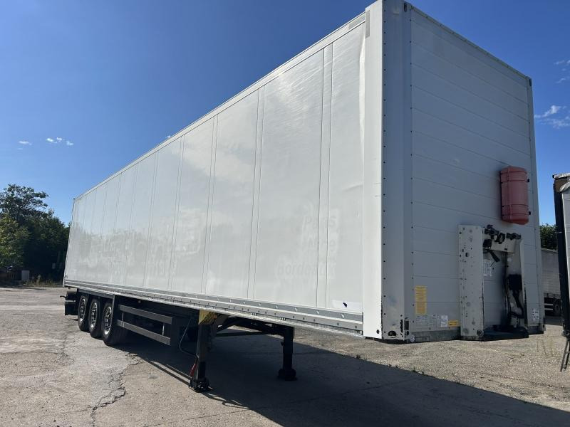 Schmitz Cargobull - Полуприцеп-фургон: фото 1 Schmitz Cargobull - Полуприцеп-фургон: фото 1