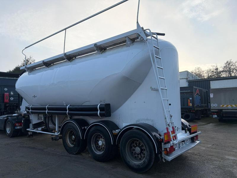 Spitzer - Полуприцеп-цистерна: фото 1 Spitzer - Полуприцеп-цистерна: фото 1