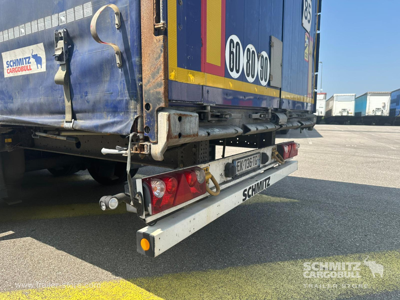 SCHMITZ Curtainsider Mega - Тентованный полуприцеп: фото 2 SCHMITZ Curtainsider Mega - Тентованный полуприцеп: фото 2