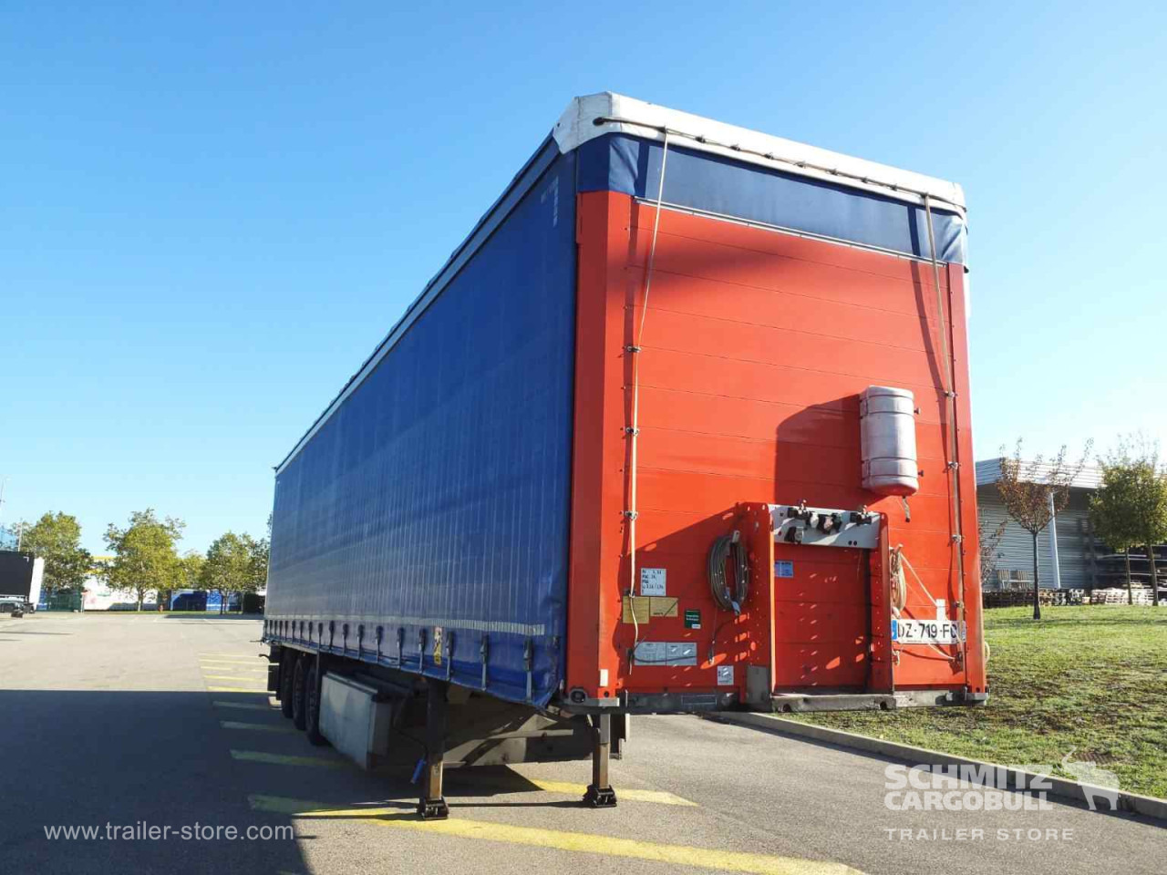 SCHMITZ Curtainsider Standard - Тентованный полуприцеп: фото 1 SCHMITZ Curtainsider Standard - Тентованный полуприцеп: фото 1