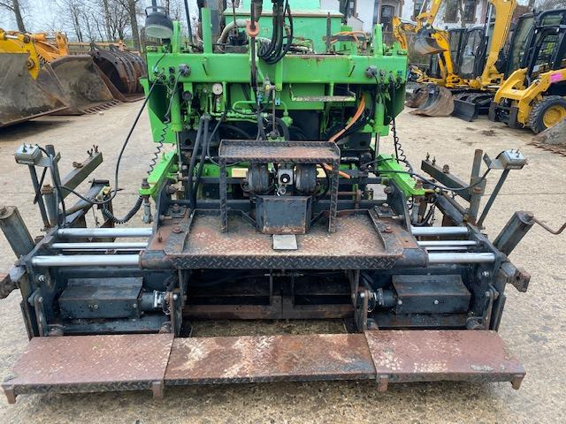 Асфальтоукладчик Demag Liba DF 60 C: фото 8 Асфальтоукладчик Demag Liba DF 60 C: фото 8