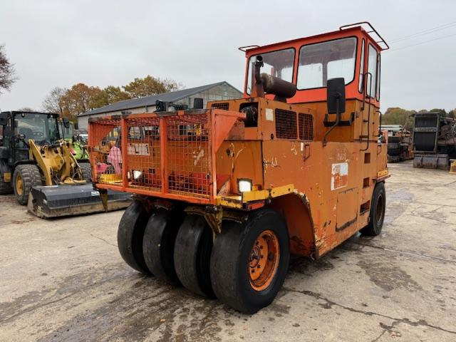 Hamm GRW 15 - Пневмоколесный каток: фото 1 Hamm GRW 15 - Пневмоколесный каток: фото 1