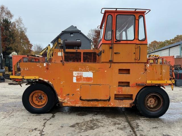 Пневмоколесный каток Hamm GRW 15: фото 19