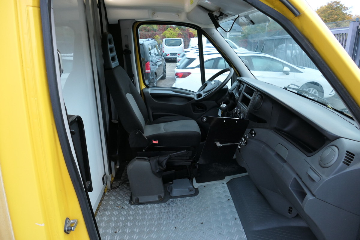 IVECO Daily 35 S11 C30C AUTOMATIK KAMERA Regale LUFT D - Фургон с закрытым кузовом: фото 5 IVECO Daily 35 S11 C30C AUTOMATIK KAMERA Regale LUFT D - Фургон с закрытым кузовом: фото 5