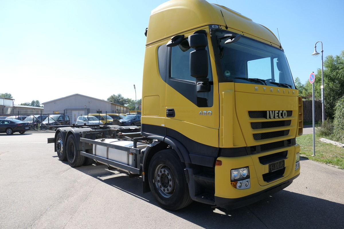 IVECO STRALIS AS 260 S42 Y/FS-CM AHK Lenk- und Liftach - Грузовик-контейнеровоз/ Сменный кузов: фото 2 IVECO STRALIS AS 260 S42 Y/FS-CM AHK Lenk- und Liftach - Грузовик-контейнеровоз/ Сменный кузов: фото 2
