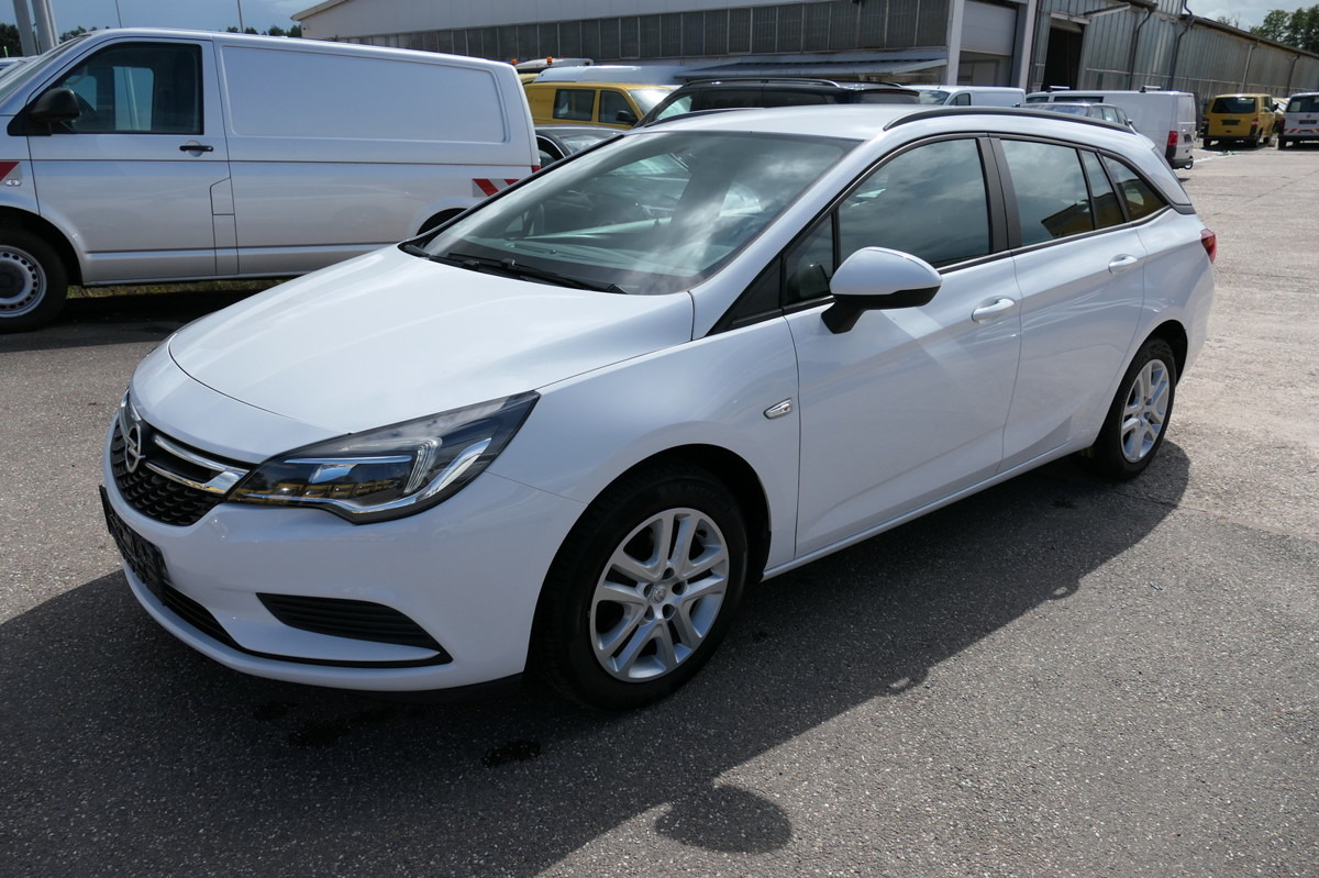 OPEL Astra K 1.6 CDTI Edition S/S KLIMA - Легковой автомобиль: фото 1 OPEL Astra K 1.6 CDTI Edition S/S KLIMA - Легковой автомобиль: фото 1