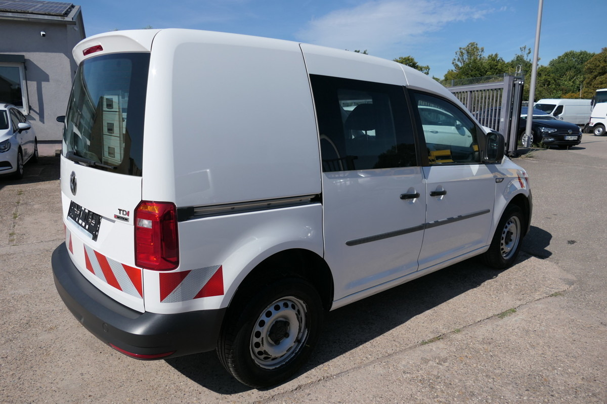 VW Caddy 2.0 TDI 4Motion 2-Sitzer Klima Tempomat W - Легковой фургон: фото 4 VW Caddy 2.0 TDI 4Motion 2-Sitzer Klima Tempomat W - Легковой фургон: фото 4