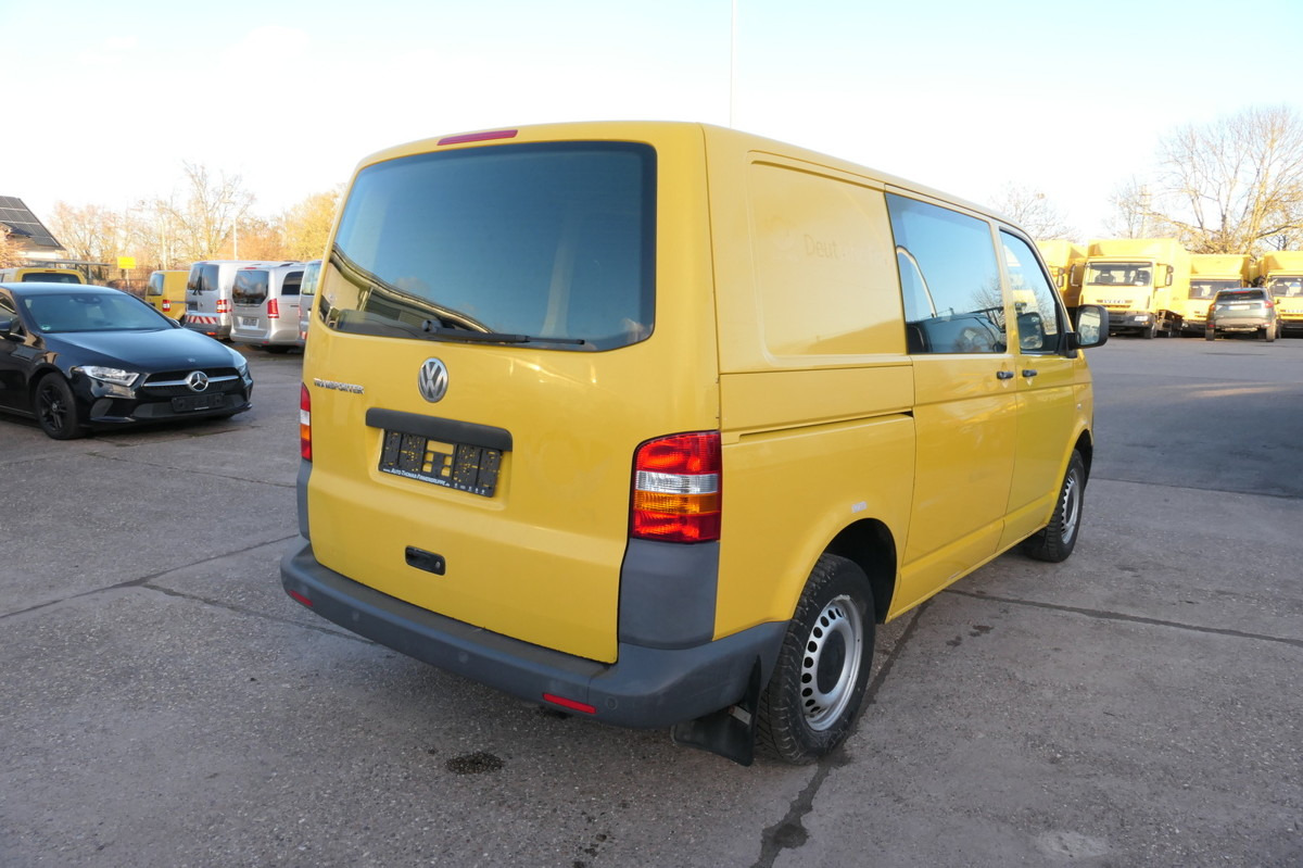 VW T5 Transporter 1.9 TDI PARKTRONIK 2xSCHIEBETÜR - Легковой фургон: фото 5 VW T5 Transporter 1.9 TDI PARKTRONIK 2xSCHIEBETÜR - Легковой фургон: фото 5