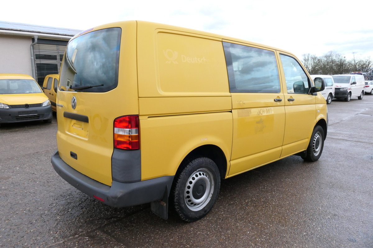 VW T5 Transporter 1.9 TDI PARKTRONIK 2xSCHIEBETÜR - Легковой фургон: фото 4 VW T5 Transporter 1.9 TDI PARKTRONIK 2xSCHIEBETÜR - Легковой фургон: фото 4