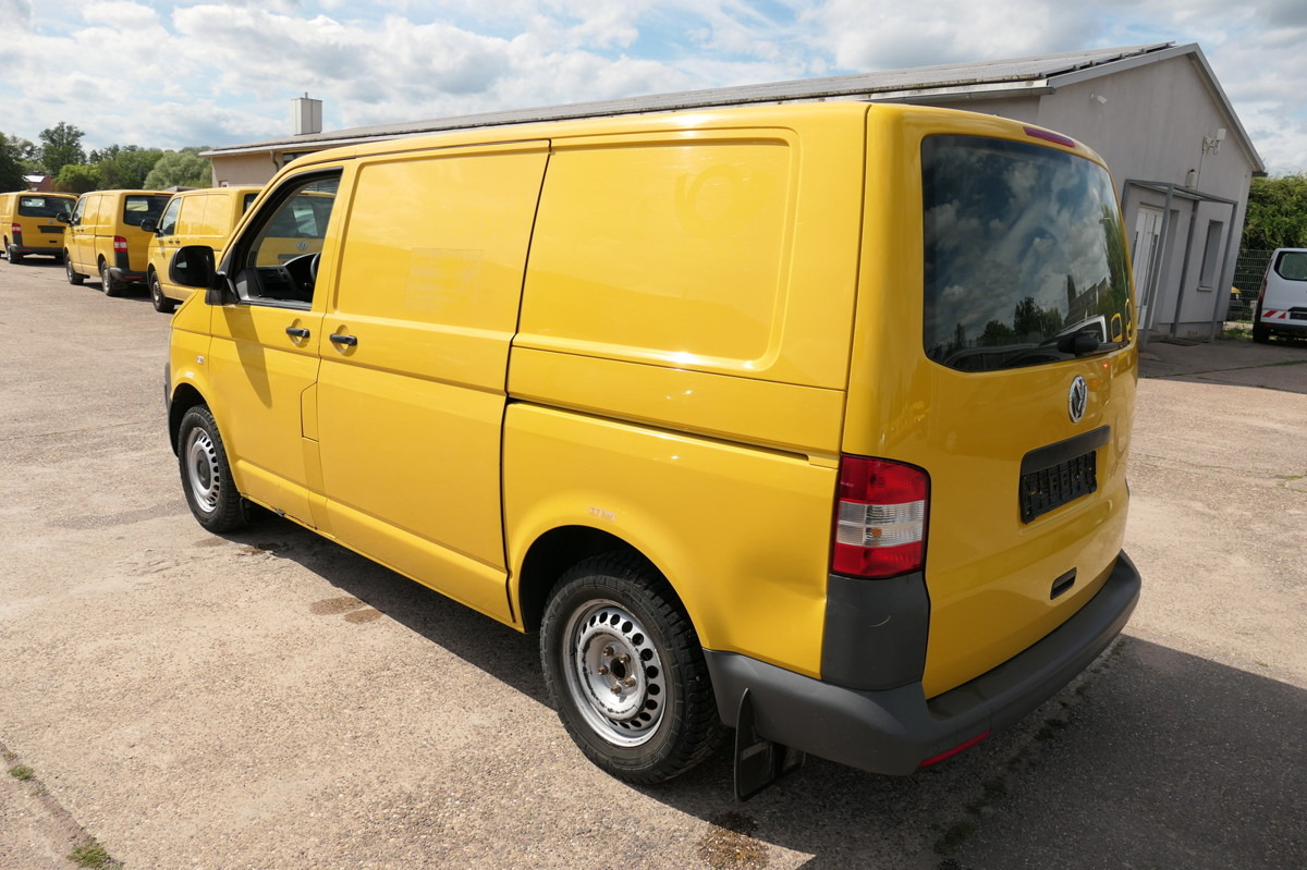VW T5 Transporter 2.0 TDI 2xSCHIEBETÜR PARKTRONIK E - Легковой фургон: фото 5 VW T5 Transporter 2.0 TDI 2xSCHIEBETÜR PARKTRONIK E - Легковой фургон: фото 5