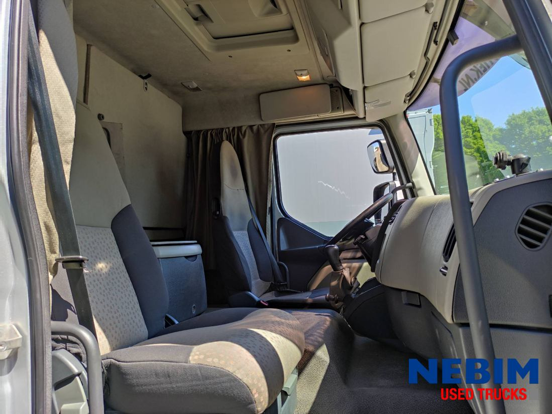 Renault Midlum 280 Euro 5 - DH1500 Kg Lift - Тентованный грузовик: фото 4 Renault Midlum 280 Euro 5 - DH1500 Kg Lift - Тентованный грузовик: фото 4