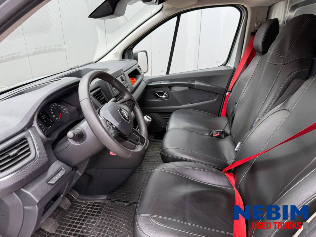 Легковой фургон Renault Trafic: фото 10