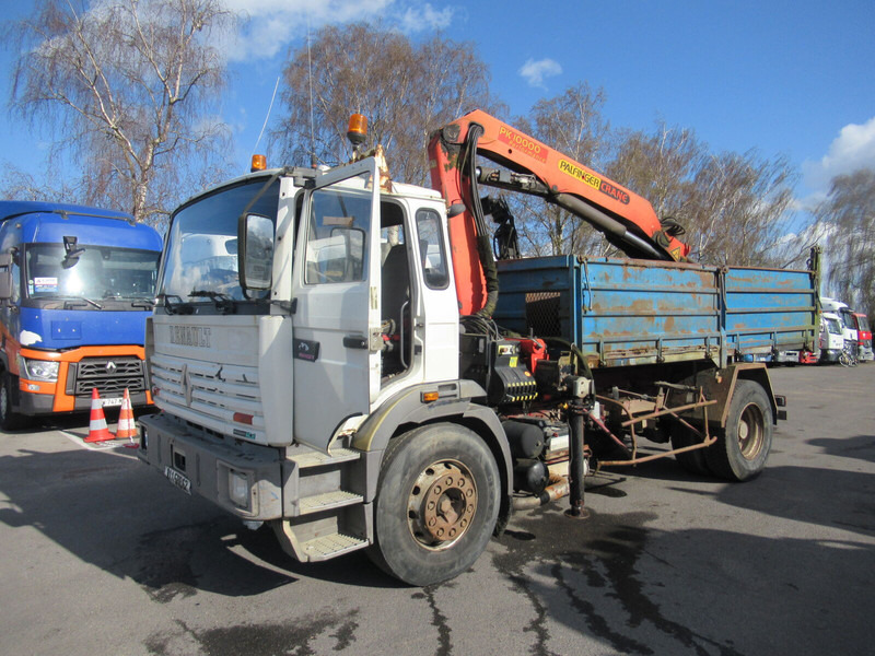 Renault G300 - Грузовик бортовой/ Платформа, Автоманипулятор: фото 2 Renault G300 - Грузовик бортовой/ Платформа, Автоманипулятор: фото 2