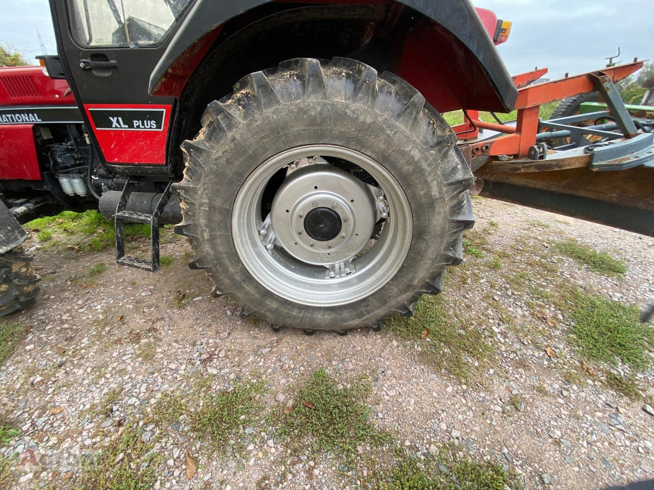 Case IH 844 A - Трактор: фото 3 Case IH 844 A - Трактор: фото 3