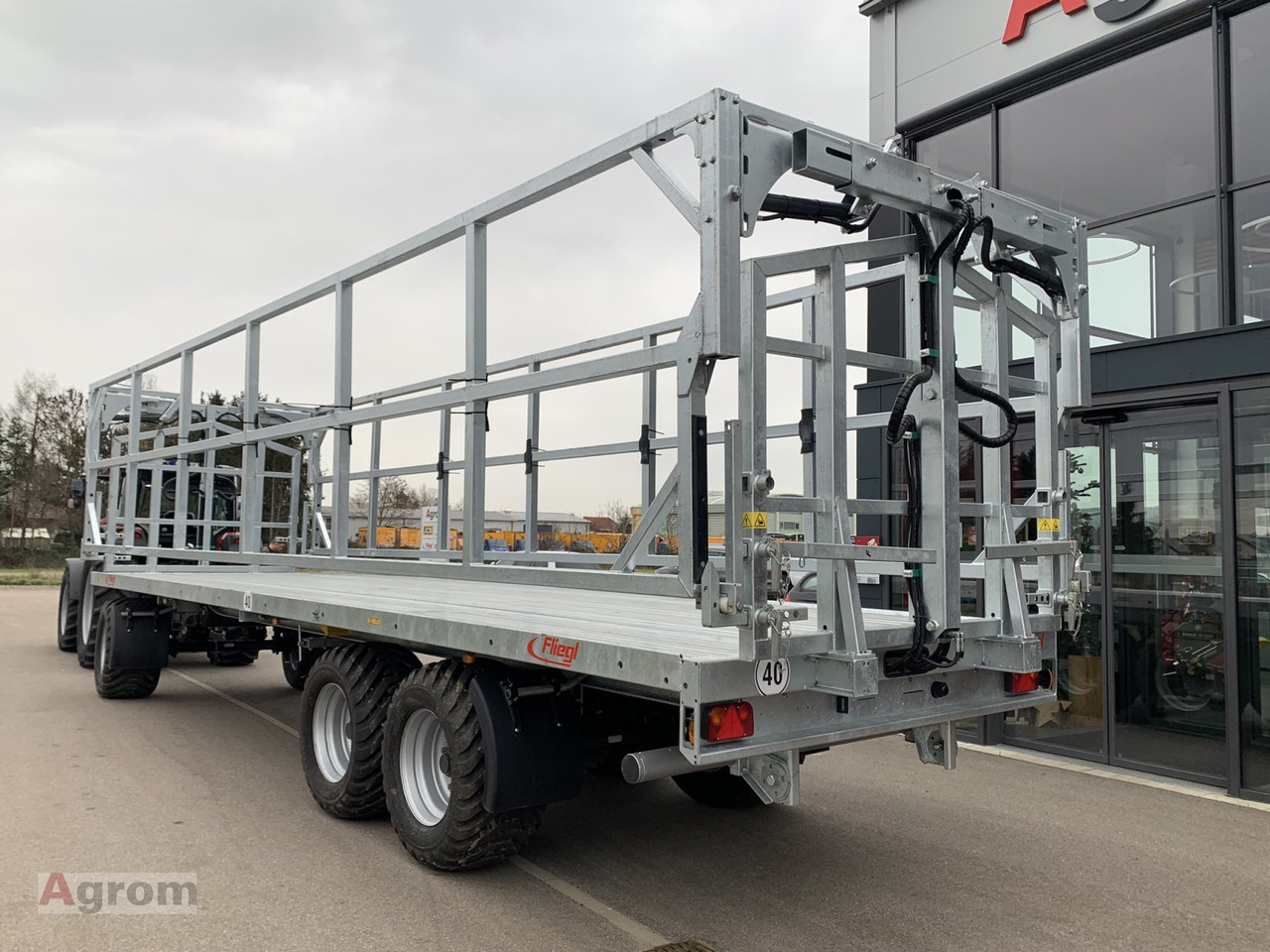 Fliegl DPW 210 BL - Сельскохозяйственный прицеп-платформа: фото 3 Fliegl DPW 210 BL - Сельскохозяйственный прицеп-платформа: фото 3