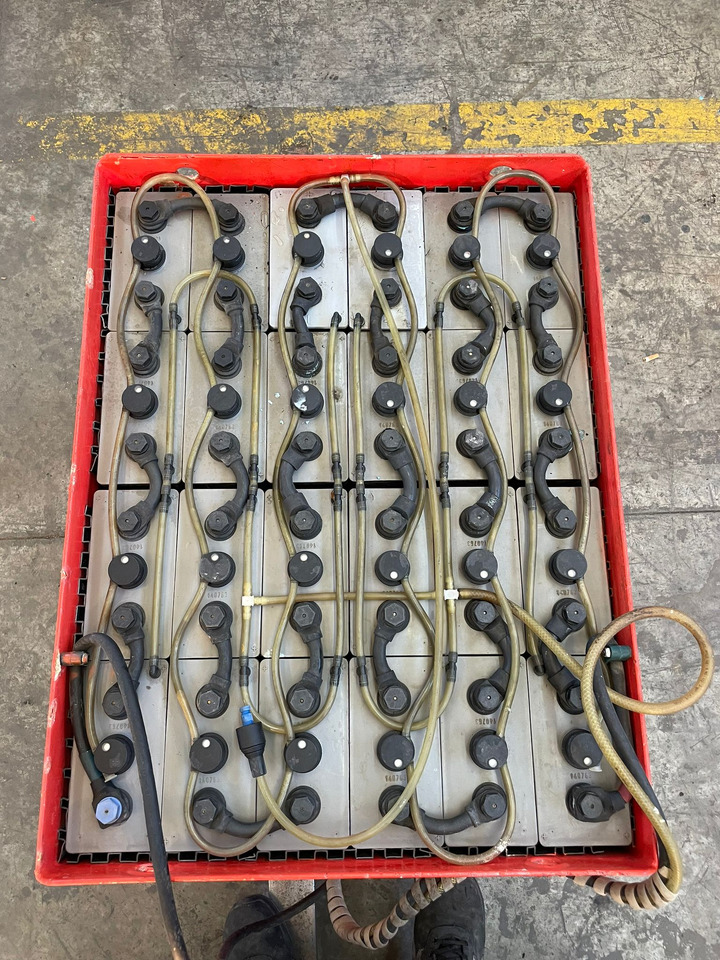 LINDE E 16 C-01 (batt. 2017) - Электропогрузчик: фото 5 LINDE E 16 C-01 (batt. 2017) - Электропогрузчик: фото 5